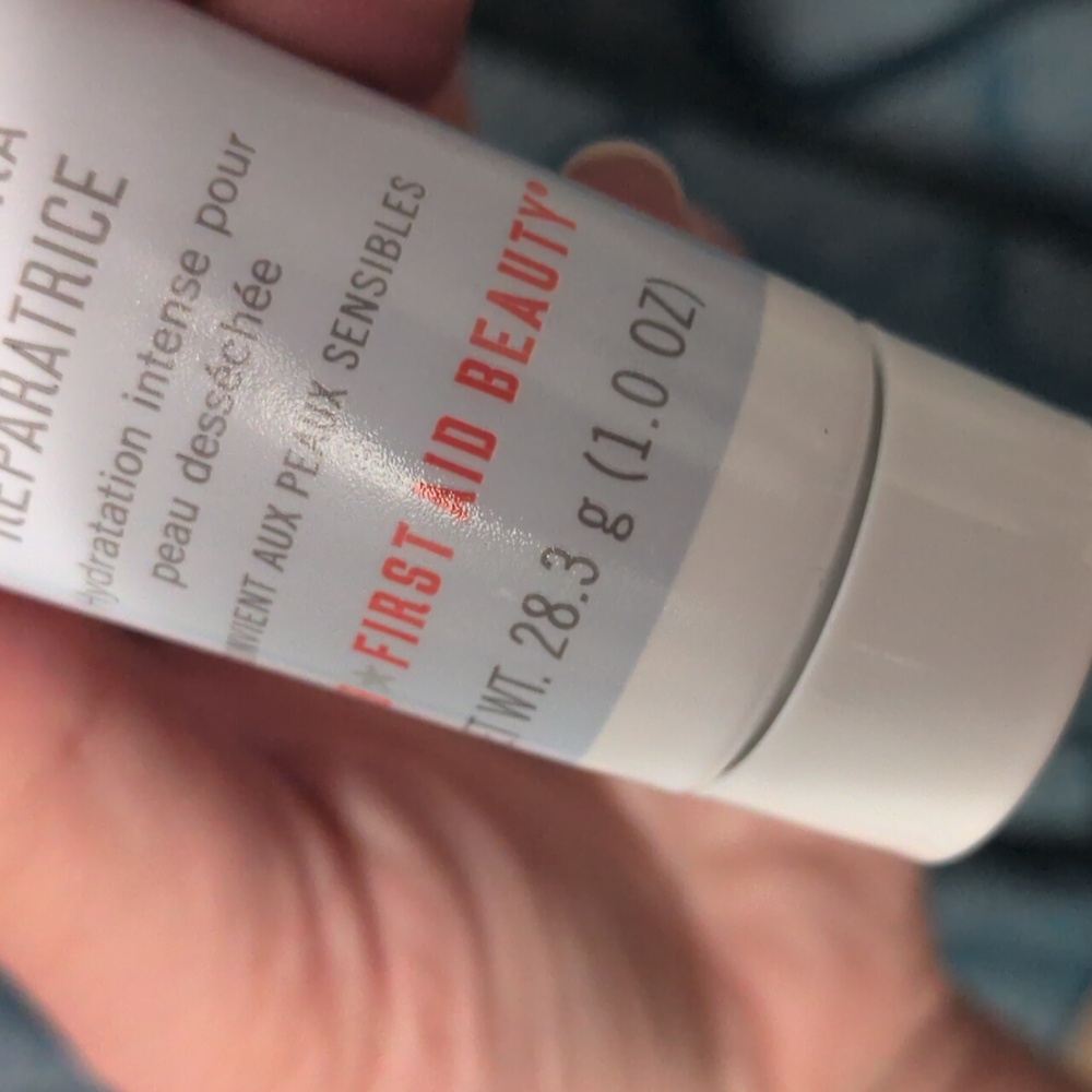 ✨SOLD✨ - NEW First Aid Beauty Ultra Repair Crème 1oz Travel Sample - Picture 3 of 3